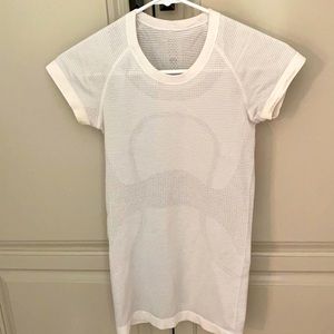 Lululemon Swiftly Tech Shortsleeve